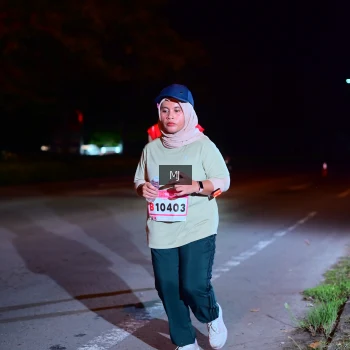 Runner Photo 1814300