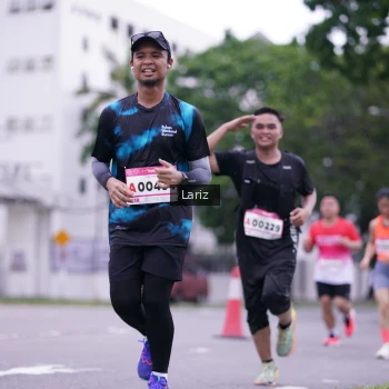 Runner Photo 1814310