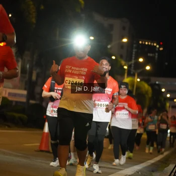 Runner Photo 1814323