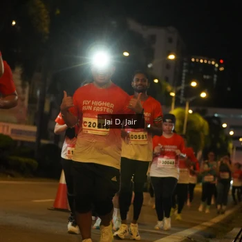 Runner Photo 1814327