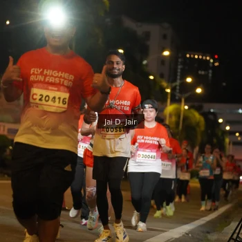 Runner Photo 1814342