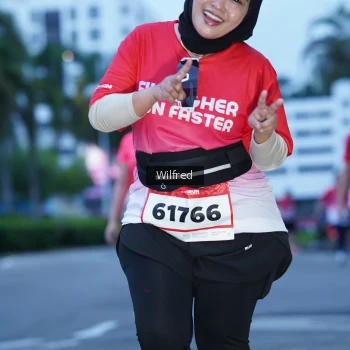 Runner Photo 1814354