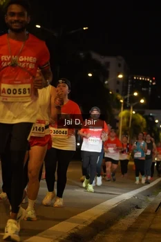 Runner Photo 1814363