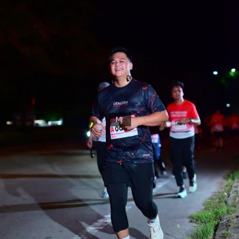 Runner Photo 1814376