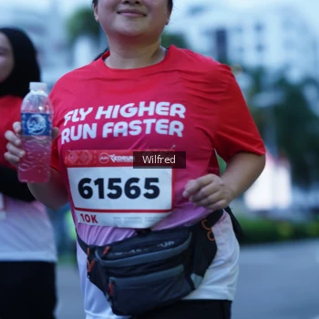 Runner Photo 1814418