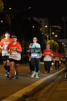 Runner Photo 1814419