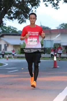 Runner Photo 1814487