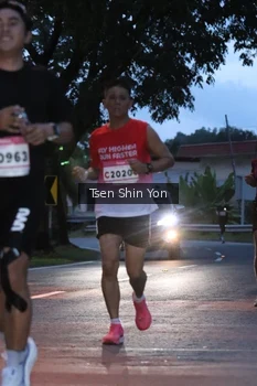 Runner Photo 1814527