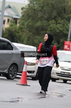 Runner Photo 1814541