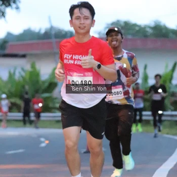 Runner Photo 1814549