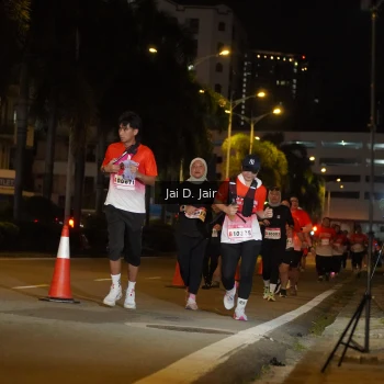 Runner Photo 1814575