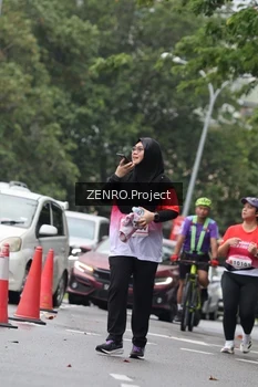 Runner Photo 1814577