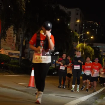 Runner Photo 1814602