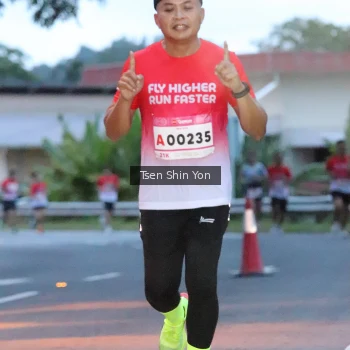 Runner Photo 1814604