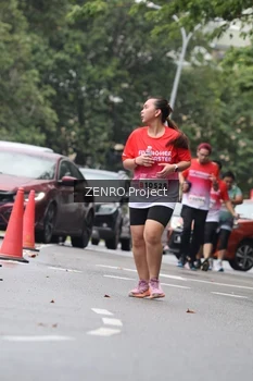 Runner Photo 1814658