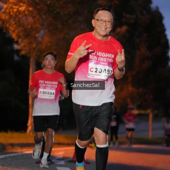 Runner Photo 1814662