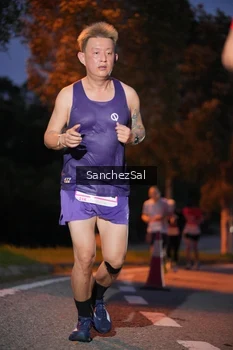 Runner Photo 1814726