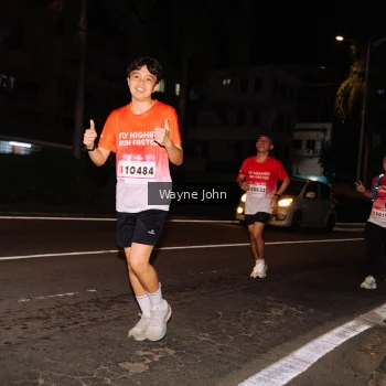 Runner Photo 1814822