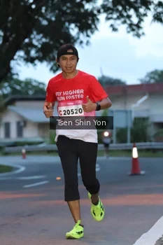 Runner Photo 1814872
