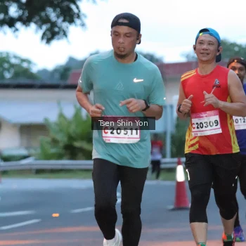 Runner Photo 1814877