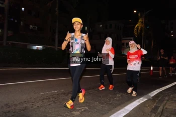 Runner Photo 1814970