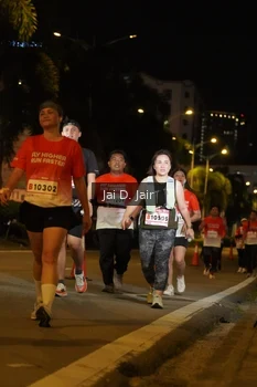 Runner Photo 1815021