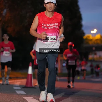 Runner Photo 1815095