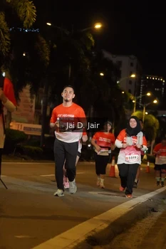 Runner Photo 1815235
