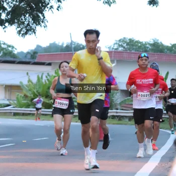 Runner Photo 1815242
