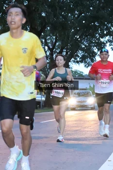 Runner Photo 1815251