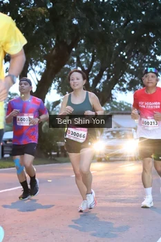 Runner Photo 1815257