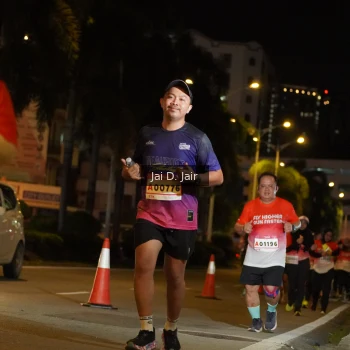 Runner Photo 1815273