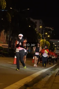 Runner Photo 1815335