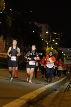 Runner Photo 1815353