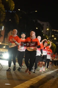 Runner Photo 1815441