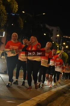 Runner Photo 1815445