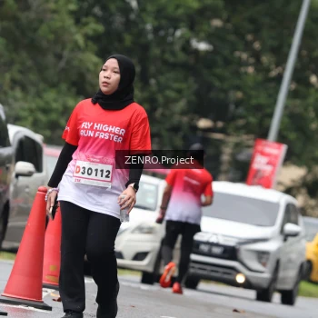 Runner Photo 1815532