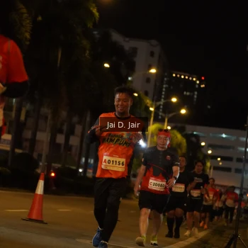 Runner Photo 1815542