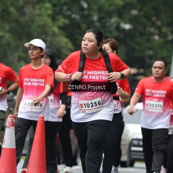 Runner Photo 1815549