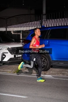 Runner Photo 1815567