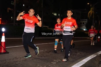 Runner Photo 1815575