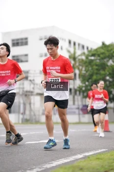 Runner Photo 1815577