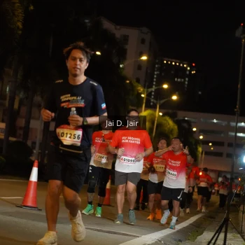 Runner Photo 1815610