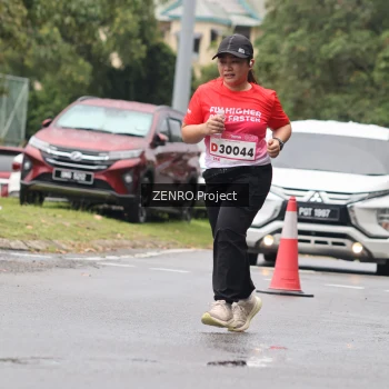 Runner Photo 1815612