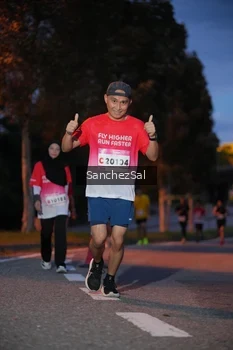 Runner Photo 1815620