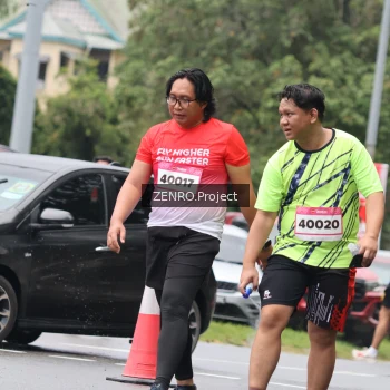 Runner Photo 1815635