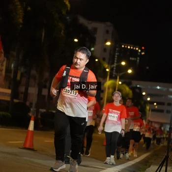 Runner Photo 1815669