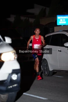 Runner Photo 1815689