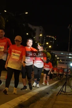 Runner Photo 1815712