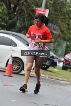 Runner Photo 1815728